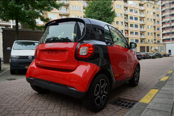 Smart Fortwo electric drive prime | LEER | NAVI | Verwarmd stuurwiel | Stoelverwarming |  Stoelverwarming | Cruise control | LED pakket | 15inch sportvelgen | Touchscreen Full Map Navigatie | BlueTooth interface | Mirrorlink/ Android Auto | Achteruitrijcamera | Parkeersensoren