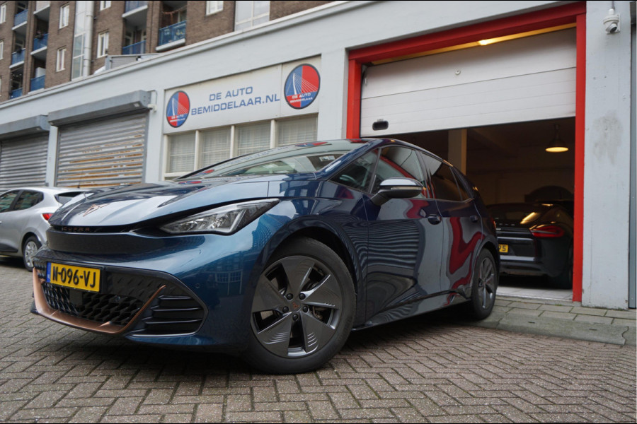 CUPRA Born Business One 62 kWh * Prachtige Aurora Blue * Audaptieve cruise | Lane Departure Stuurcorrectie | Apple Carplay | Sportonderstel | CUPRA Aerodynamica