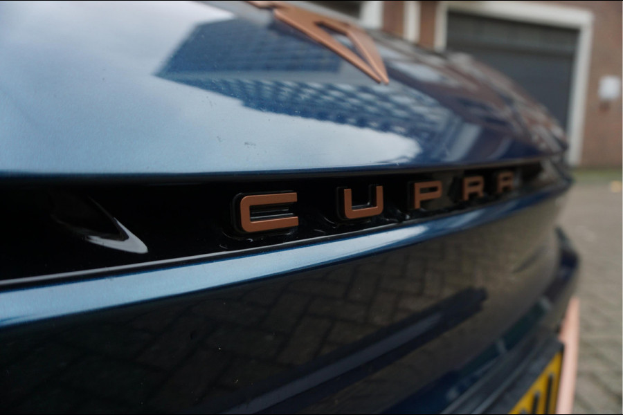 CUPRA Born Business One 62 kWh * Prachtige Aurora Blue * Audaptieve cruise | Lane Departure Stuurcorrectie | Apple Carplay | Sportonderstel | CUPRA Aerodynamica