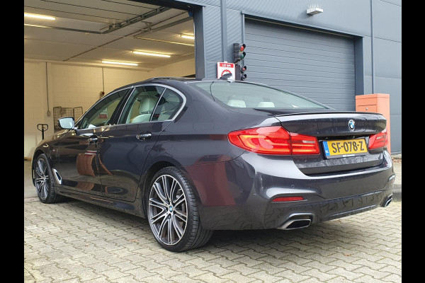 BMW 5 Serie 530e iPerformance High Executive / M-SPORT / SCHUIF-KANTELDAK / STUURVERW. / WIRELESS CHARG. / 360CAM / ACC / NAPPA !