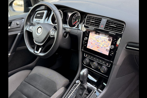 Volkswagen Golf 1.5 TSI Highline Business R Line|Pano|Nav|Led|Ad.Cruise|Dealer OH|