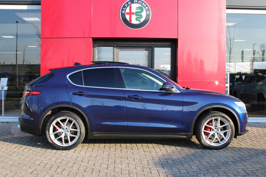 Alfa Romeo Stelvio 2.0 T AWD First Edition | Trekhaak | Lederen Bekleding | Climate Control | Stoelverwarming