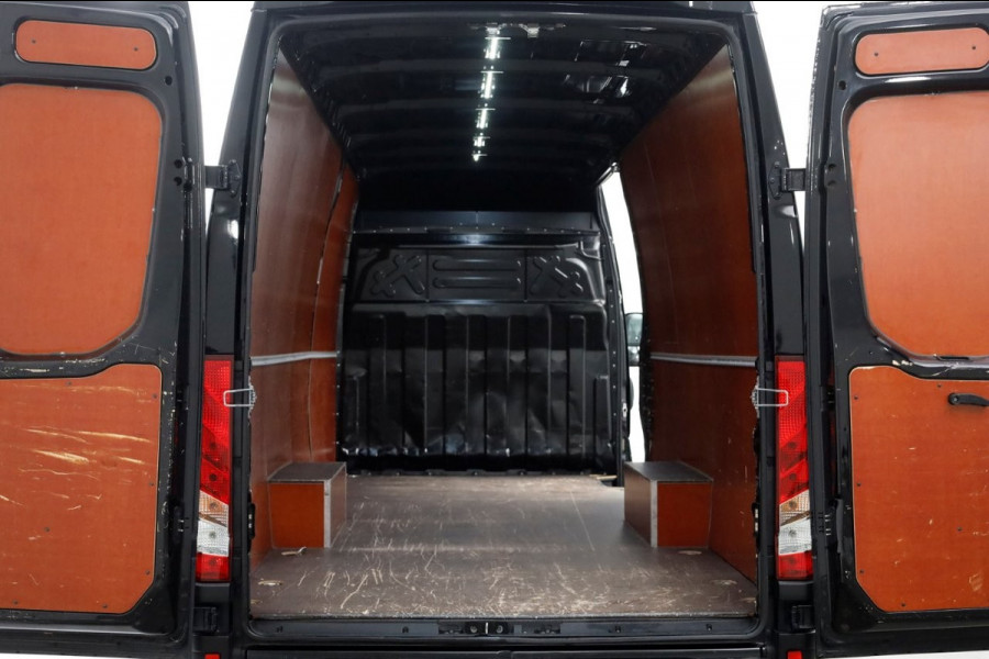 Iveco Daily 35S18 3.0 180pk HiMatic Automaat L4H2 LED/Camera/Trekhaak 3500kg 04-2021