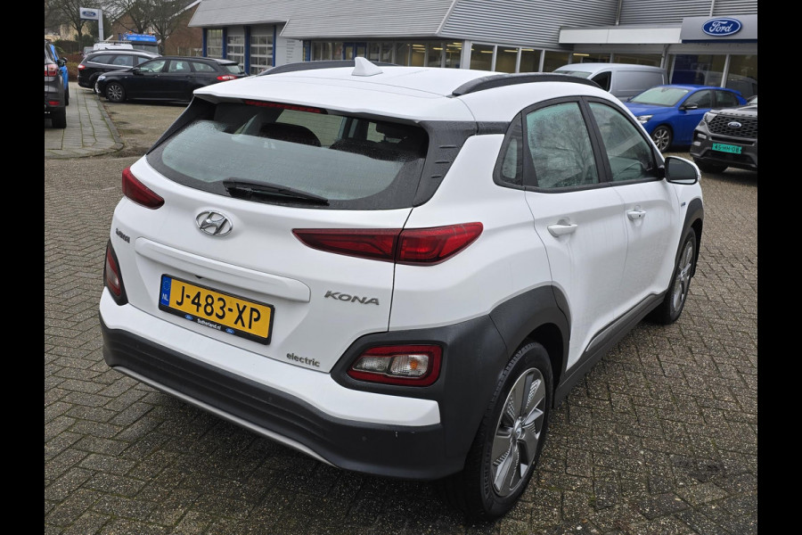 Hyundai Kona EV Comfort 64 kWh 204pk Achteruitrijcamera | Adaptieve Cruise |  3 Fasen Laden