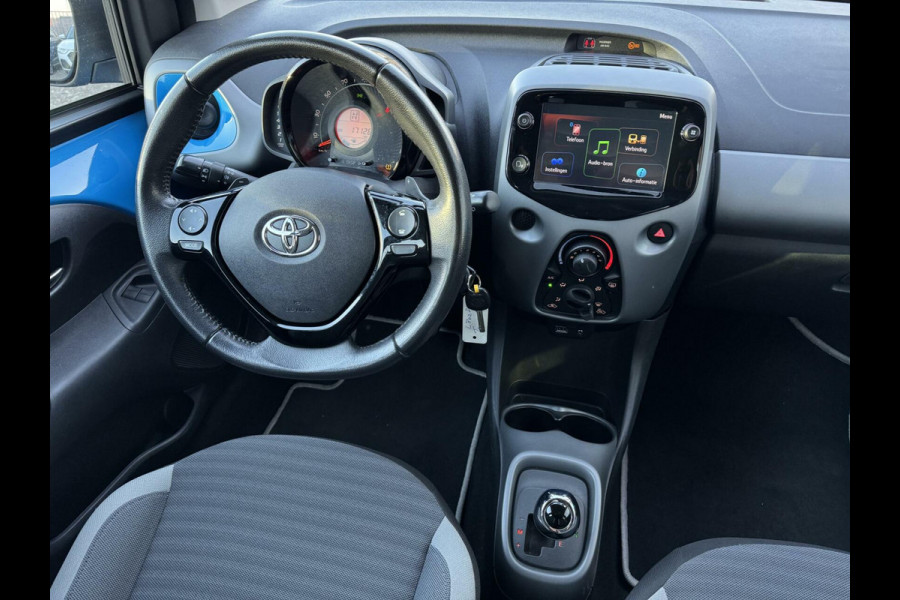 Toyota Aygo 1.0 VVT-i x-play 72 pk Automaat/CarPlay/Sportvelg/Garantie