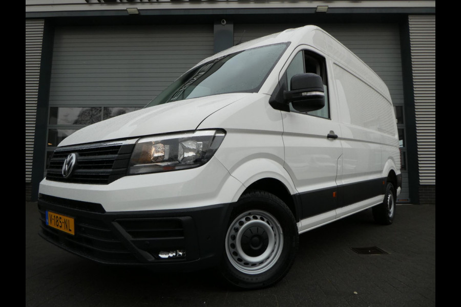 Volkswagen Crafter 35 2.0 TDI L3H3 RWD achterwiel aandrijving 3.5 ton trekhaak