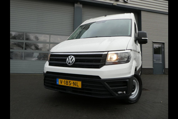 Volkswagen Crafter 35 2.0 TDI L3H3 RWD achterwiel aandrijving 3.5 ton trekhaak