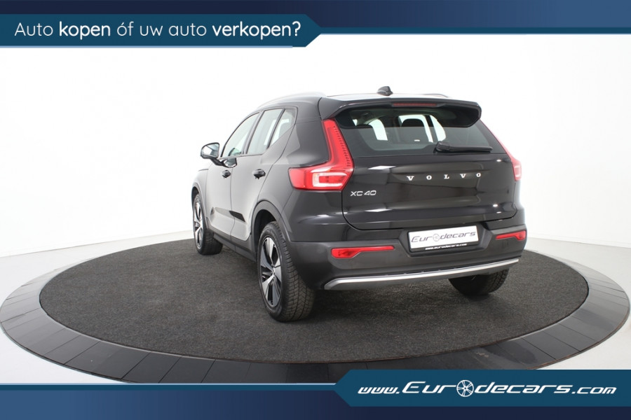 Volvo XC40 2.0 D3 Momentum Pro *1ste Eigenaar*Navigatie*Trekhaak*