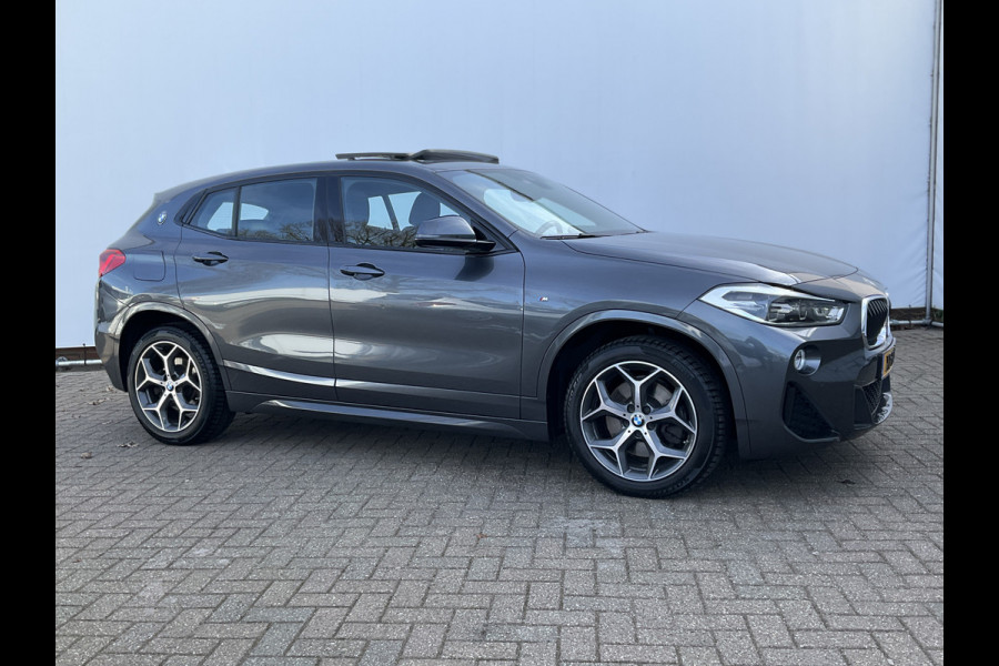 BMW X2 20i 192pk M-Sport Vol! Pano HUD LeerSport Zwarte Hemel