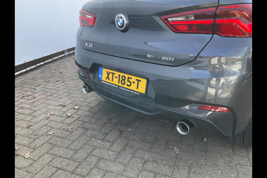 BMW X2 20i 192pk M-Sport Vol! Pano HUD LeerSport Zwarte Hemel