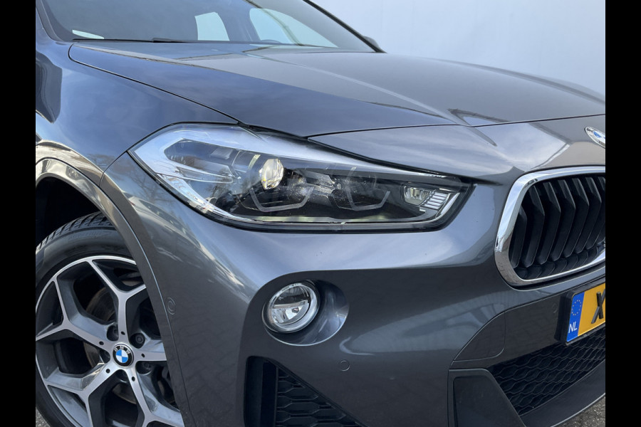 BMW X2 20i 192pk M-Sport Vol! Pano HUD LeerSport Zwarte Hemel