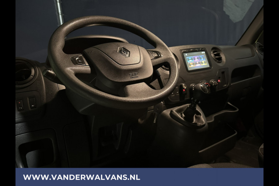 Renault Master 2.3 dCi 131pk L1H2 Euro6 Airco | Camera | Navigatie | Imperiaal | Cruisecontrol 2500kg Trekhaak, Parkeersensoren, Bijrijdersbank