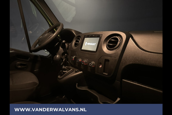 Renault Master 2.3 dCi 131pk L1H2 Euro6 Airco | Camera | Navigatie | Imperiaal | Cruisecontrol 2500kg Trekhaak, Parkeersensoren, Bijrijdersbank