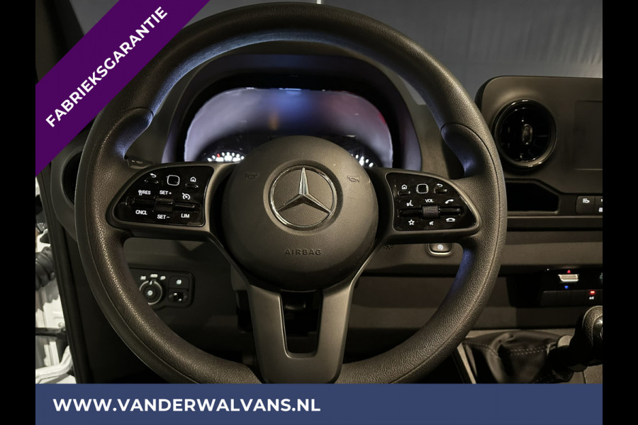 Mercedes-Benz Sprinter 317 CDI 170pk L3H2 Fabrieksgarantie Euro6 ** Airco | Camera | Apple Carplay | Android Auto Cruisecontrol, Parkeersensoren, Stoelverwarming, Bijrijdersbank