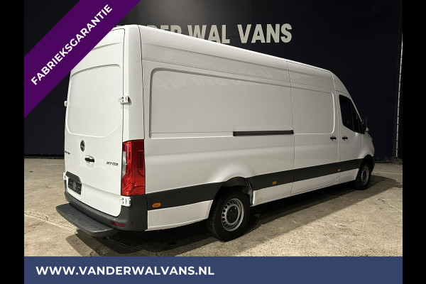 Mercedes-Benz Sprinter 317 CDI 170pk L3H2 Fabrieksgarantie Euro6 ** Airco | Camera | Apple Carplay | Android Auto Cruisecontrol, Parkeersensoren, Stoelverwarming, Bijrijdersbank