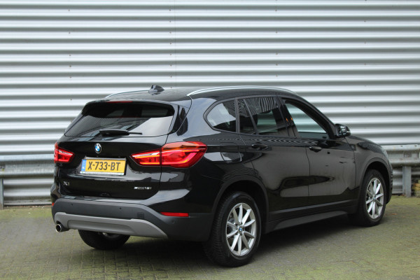 BMW X1 sDrive18i 141pk High Executive Edition Clima Cruise Navi PDC El. Klep Keyless 17"LMV