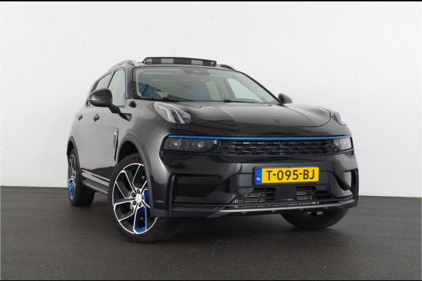 Lynk & Co 01 1.5 > 262pk | Trekhaak | Panorama schuif | all season banden |Apple Carplay | Android Auto