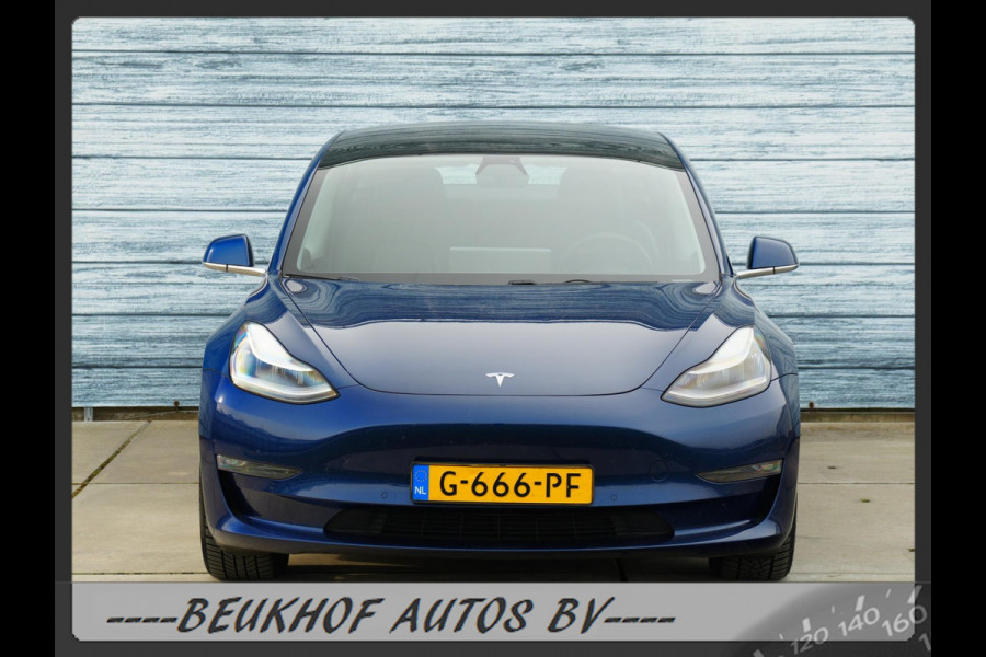 Tesla Model 3 Long Range AWD 75 kWh Trekhaak Pano Cam Navi