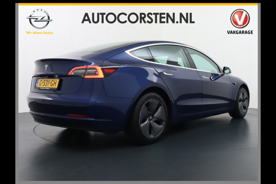 Tesla Model 3 SR+60kWh 325PK FSD-Voorbereid AutoPilot Lmv 18" Leder Pano.Dak Adaptive-Cruise Camera's Elektr.-Stuur+Stoelen+Spiegels+Geheugen+ Ecc Navigatiesysteem full map LED-a+v Comfortstoelen ACC DAB Voorverwarmen interieur via App Keyless via Telefoonsleutel One-Pedal-Drive Orig. nlse auto tot 11kw laden thuis ! Garantie Accu tot 23-09-2027/Max 160.000km 1.584kg licht!