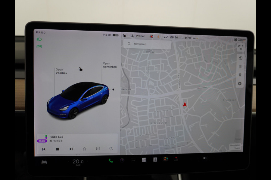 Tesla Model 3 SR+60kWh 325PK FSD-Voorbereid AutoPilot Lmv 18" Leder Pano.Dak Adaptive-Cruise Camera's Elektr.-Stuur+Stoelen+Spiegels+Geheugen+ Ecc Navigatiesysteem full map LED-a+v Comfortstoelen ACC DAB Voorverwarmen interieur via App Keyless via Telefoonsleutel One-Pedal-Drive Orig. nlse auto tot 11kw laden thuis ! Garantie Accu tot 23-09-2027/Max 160.000km 1.584kg licht!