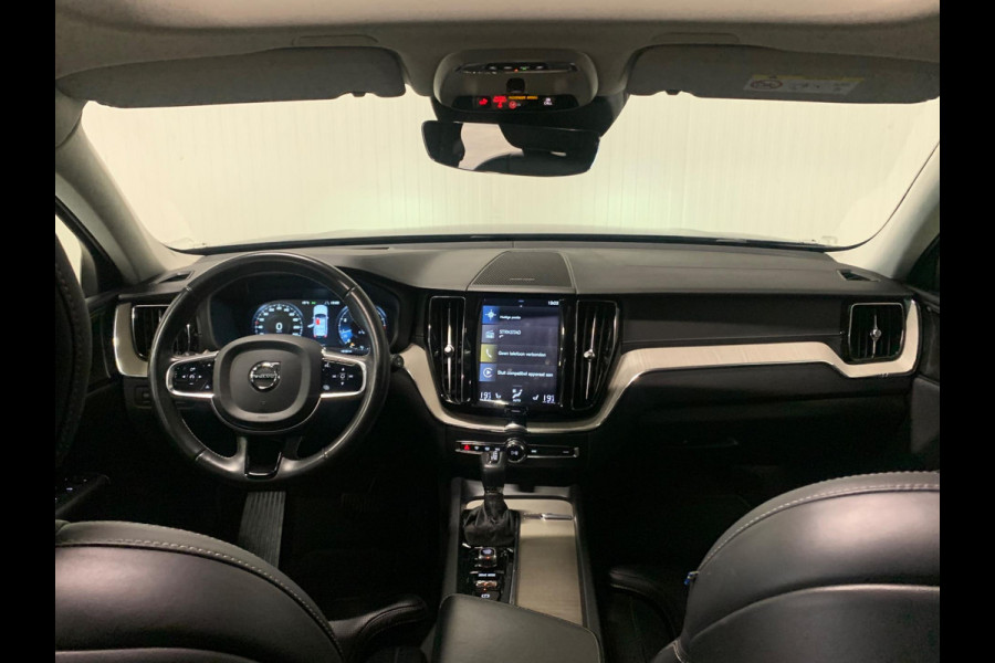 Volvo XC60 2.0 T4 Inscription | PANO | HUD | CAMERA | HARMAN KARDON