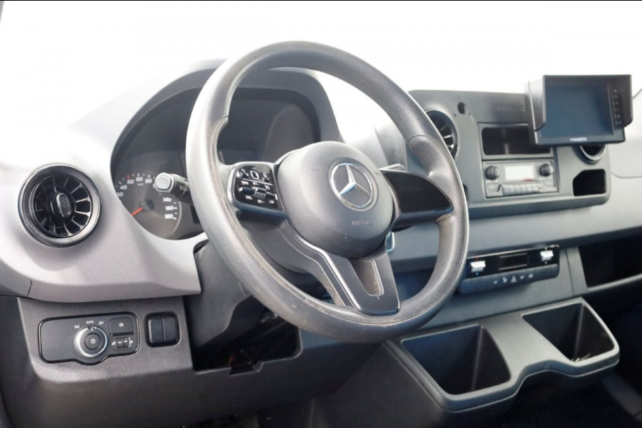Mercedes-Benz Sprinter 311 CDI 7G Automaat RWD Bakwagen met achterdeuren Airco 01-2021