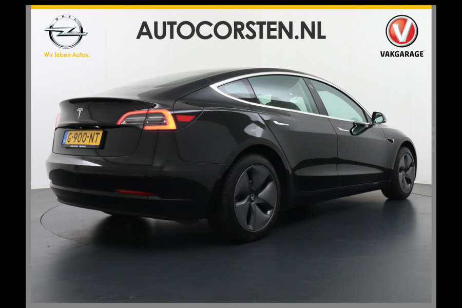 Tesla Model 3 SR+60kWh 325PK 18" AutoPilot 2.5 Leder PanoDak Adaptive Cruise Camera's Elektr.-Stuur+Stoelen+Spiegels+Geheugen+Easy-Entry+Verwa Ecc Navigatiesysteem LED-a+v Comfortstoelen ACC DAB Voorverwarmen interieur via App Keyless via Telefoonsleutel One-Pedal-Drive Orig. nlse auto tot 11kw laden thuis ! Garantie Accu en motor tot  05-11-2027 max 160.000km