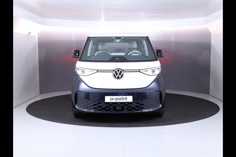 Volkswagen ID. Buzz 1st Max 77kWh 204 pk | Private lease vanaf € 899,- pm | Navigatie | Elektr. trekhaak | Parkeersensoren (Park assist) | Rondomzicht camera | Stoelverwarming | Elektr. schuifdeuren |