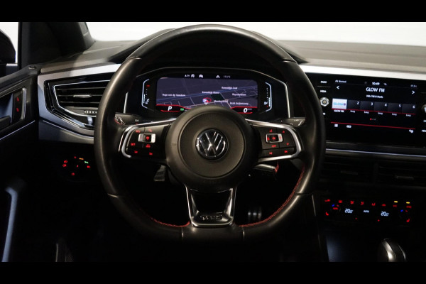 Volkswagen Polo 2.0 TSI GTI AUTOMAAT ACC-CARPLAY-CLIMA-FULL LED-MODE-NAVIGATIE-PANORAMA-VIRTUEEL