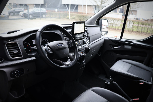 Ford Transit Custom 310 2.0 TDCI L2H1 170 PK Sport | Dubbel Cabine | Navigatie | Camera | CarPlay | L+R Schuifdeur | Stoelverwarming | Lederen bekleding | Trekhaak | NL Auto