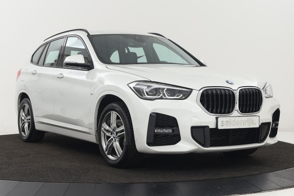 BMW X1 xDrive25e M Sport | Leder | Stoelverwarming | Full LED | Sportstoelen | Navigatie | Climate control | PDC | Cruise control | DAB