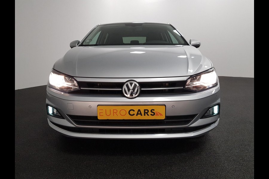 Volkswagen Polo 1.0 TSI 115pk DSG Highline | Navigatie | Climate Control | Parkeersensoren voor + achter | Adaptive Cruise Control | Lichtmetalen Velgen |