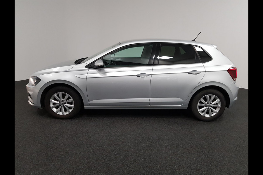 Volkswagen Polo 1.0 TSI 115pk DSG Highline | Navigatie | Climate Control | Parkeersensoren voor + achter | Adaptive Cruise Control | Lichtmetalen Velgen |