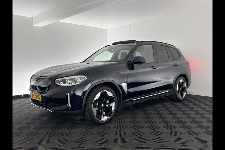 BMW iX3 High Executive 80 kWh [ 3-Fase ] (INCL-BTW) *PANO | ADAPTIVE-CRUISE | HARMAN/KARDON-AUDIO | FULL-LEATHER | MEMORY-PACK | DIGI-COCKPIT | BLIS | SURROUND-VIEW | SPORT-SEATS | KEYLESS | NAVI-FULLMAP | 20''ALU*