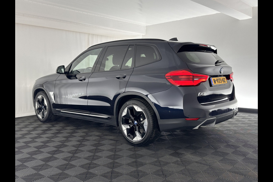 BMW iX3 High Executive 80 kWh [ 3-Fase ] (INCL-BTW) *PANO | ADAPTIVE-CRUISE | HARMAN/KARDON-AUDIO | FULL-LEATHER | MEMORY-PACK | DIGI-COCKPIT | BLIS | SURROUND-VIEW | SPORT-SEATS | KEYLESS | NAVI-FULLMAP | 20''ALU*