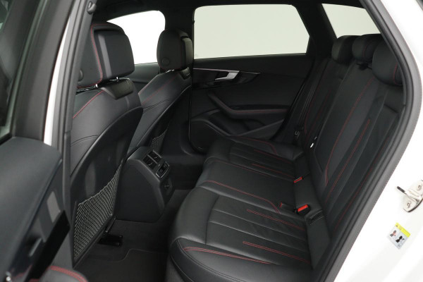 Audi A4 35 TFSI Sport S Line Black Edition | 1e eigenaar | Leder | Stoelverwarming | Trekhaak | Full LED | Sportstoelen | Navigatie | Climate control