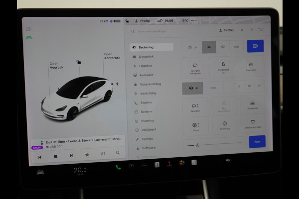 Tesla Model 3 SR+ 60kWh 325PK 18" AutoPilot Leder PanoDak Adaptive cruise Camera's Elektr.-Stuur+Stoelen+Spiegels+Geheugen+Easy-Entry+Verwarmd Navigatiesysteem full map LED-a+v Comfortstoelen ACC Dual-ECC DAB Voorverwarmen interieur via App Keyless via Telefoonsleutel One-Pedal-Drive Origineel Nederlandse auto Fase 3 laden! Garantie Accu tot 16-12-2027/Max 160.000km 1.584kg licht!