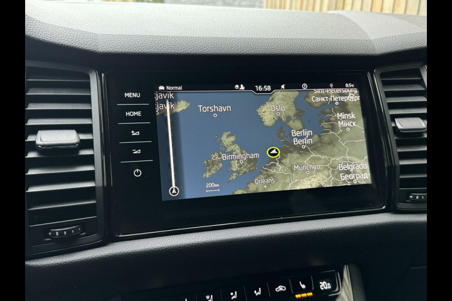 Škoda Kodiaq 1.5 TSI Sportline Automaat | Panoramadak | HiFi Canton | Elektrisch verstelbare stoelen | Navigatie Grootscherm | Leer/alcantara