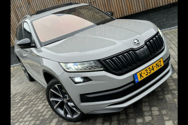 Škoda Kodiaq 1.5 TSI Sportline Automaat | Panoramadak | HiFi Canton | Elektrisch verstelbare stoelen | Navigatie Grootscherm | Leer/alcantara