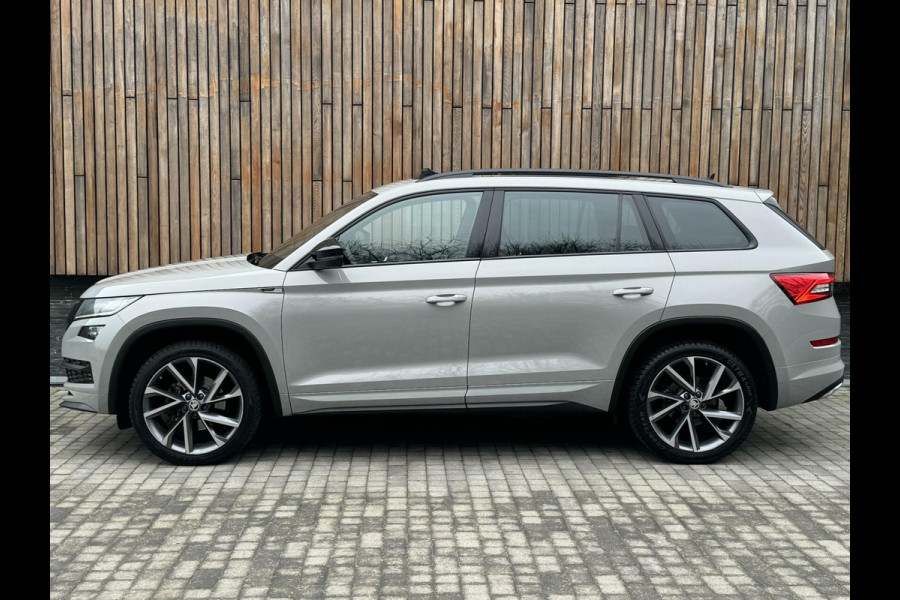 Škoda Kodiaq 1.5 TSI Sportline Automaat | Panoramadak | HiFi Canton | Elektrisch verstelbare stoelen | Navigatie Grootscherm | Leer/alcantara