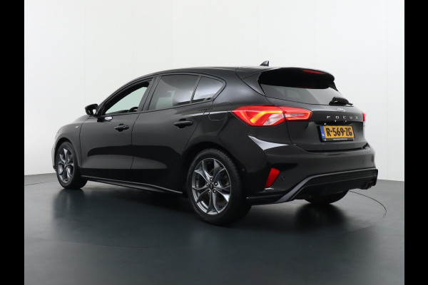 Ford Focus 1.0 EcoBoost Hybrid ST Line X Business WINTER PACK | CAMERA | ADAP. CRUISE | RIJKLAAR INCL. 12 MND. BOVAGGARANTIE