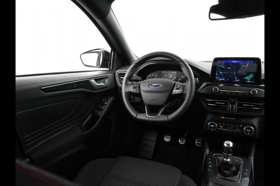 Ford Focus 1.0 EcoBoost Hybrid ST Line X Business WINTER PACK | CAMERA | ADAP. CRUISE | RIJKLAAR INCL. 12 MND. BOVAGGARANTIE