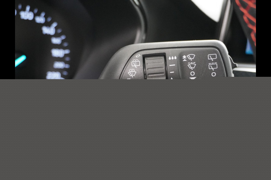 Ford Focus 1.0 EcoBoost Hybrid ST Line X Business WINTER PACK | CAMERA | ADAP. CRUISE | RIJKLAAR INCL. 12 MND. BOVAGGARANTIE