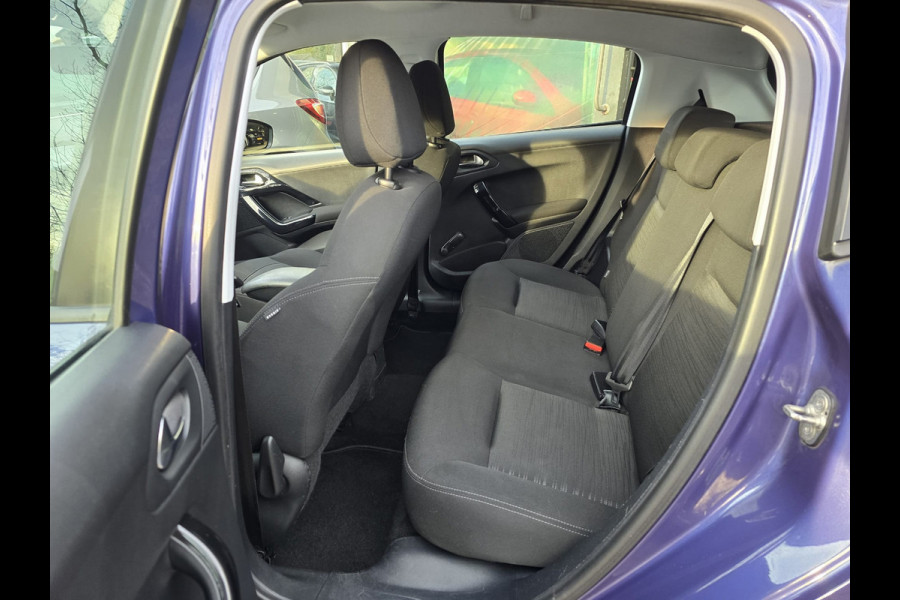 Peugeot 208 1.2 80 PK Blue Lion | 2E EIGENAAR | 12MND GARANTIE | NAVI | AIRCO | CRUISE |