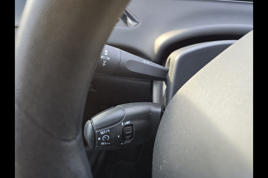 Peugeot 208 1.2 80 PK Blue Lion | 2E EIGENAAR | 12MND GARANTIE | NAVI | AIRCO | CRUISE |