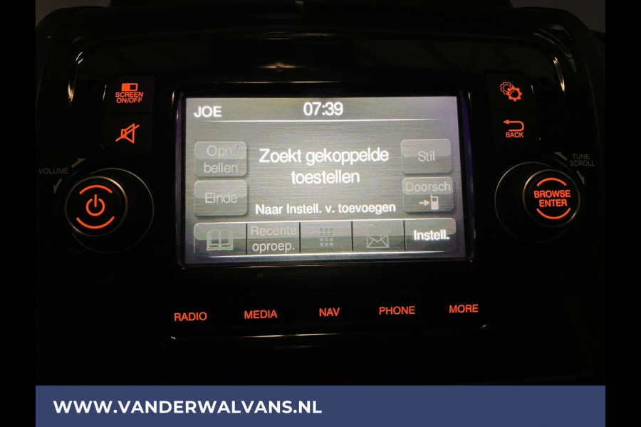 Peugeot Boxer 2.2 BlueHDi 141pk L2H1 Euro6 Airco | Navigatie | Camera | Cruisecontrol | imperiaal, 2500kg trekhaak, parkeersensoren, bijrijdersbank, trap