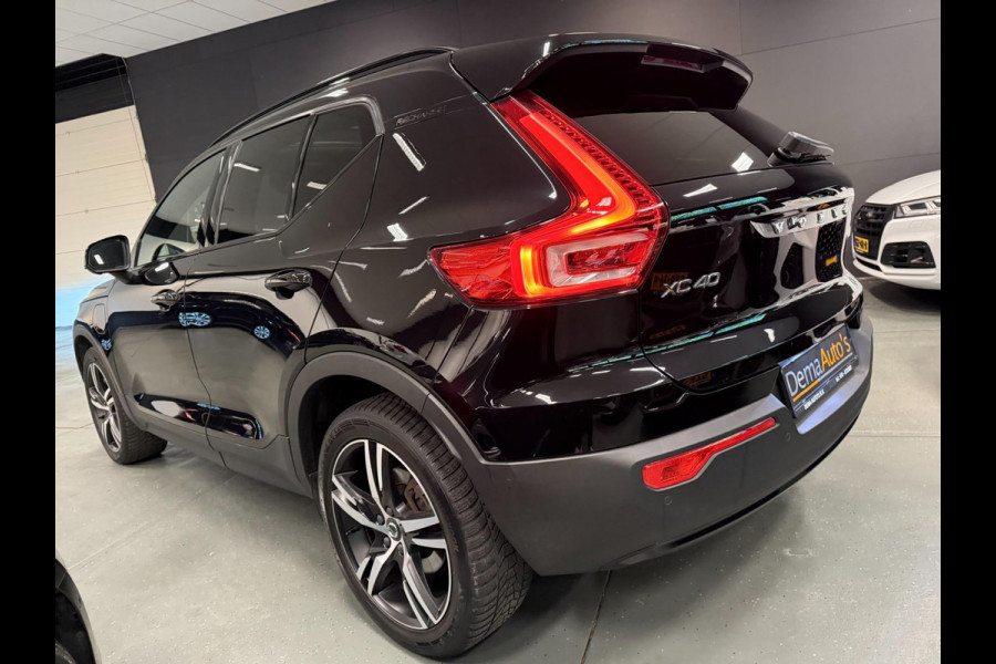 Volvo XC40 1.5 T5 Recharge R-Design 262PK PANO/NAVI/DAB/H-KARDON/CARPLAY/PDC/CRUISE-ADP///