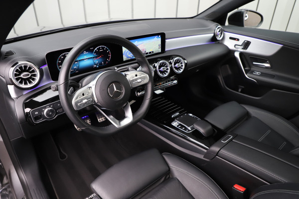 Mercedes-Benz CLA-Klasse 200 AMG | Aut7 | 164PK | Pano | Memory | Sfeerverlichting | Keyles-go | Mulitbeam | Leder | Stoelverw. | 2019.