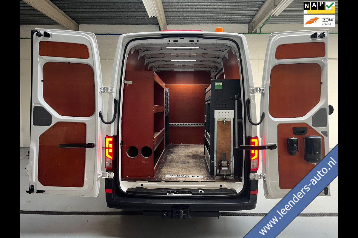 Volkswagen Crafter SERVICEWAGEN 35 2.0 TDI 140PK euro6 L3H3 (oude L2H2) 3PERSOONS V230 OMVORMER INRICHTING TREKHAAK RIJKLAARPRIJS