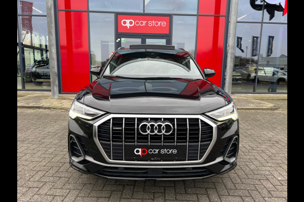 Audi Q3 40 TFSI quattro S edition S-line/Panorama